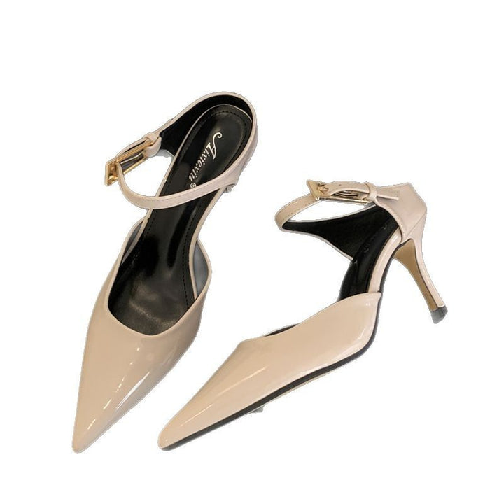 Dame Slingback Pumps med elegant spidsdesign og moderne metallic-spænde Stilla