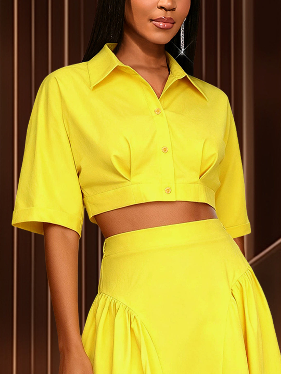 Dame Elegant To-delt Outfit med cropped Bluse og svingende Skørt Skovae