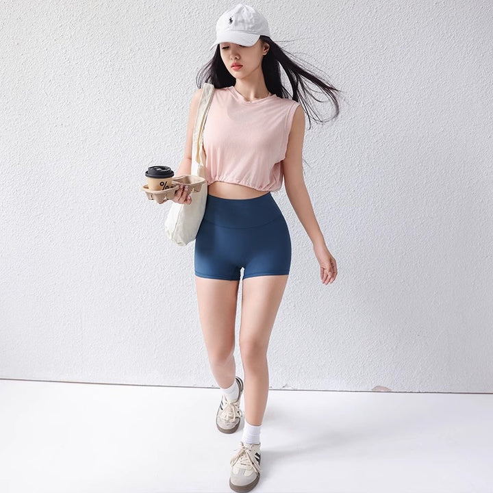 Dame Sporty Cropped-Top med bred rund halsudskæring og luftige egenskaber Stilla