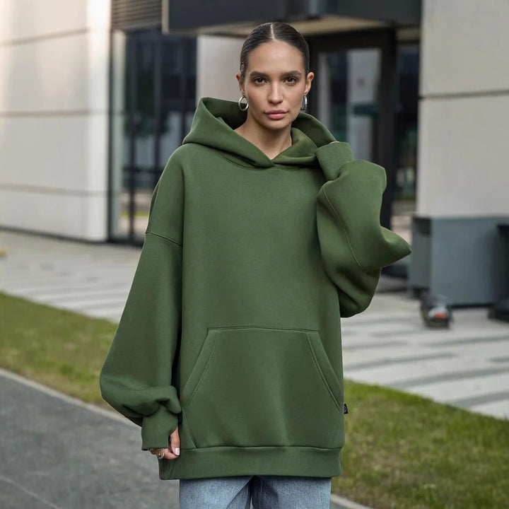 Kvinders oversized hoodie med voluminøse ærmer og integreret kængurulomme Skovae