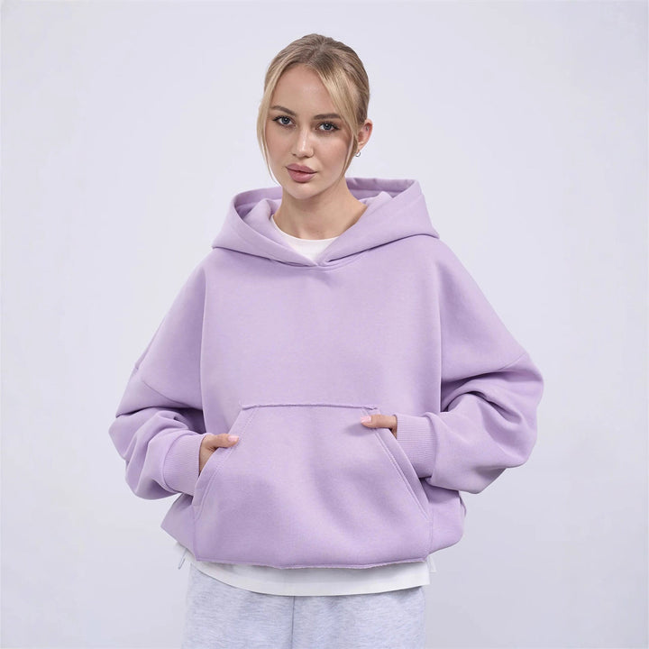 Dame oversized hoodie med kængurulomme og elastiske manchetter