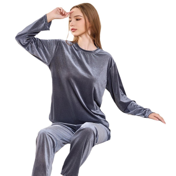 Dame luksus-satin pyjamas med elegant snit Stilla