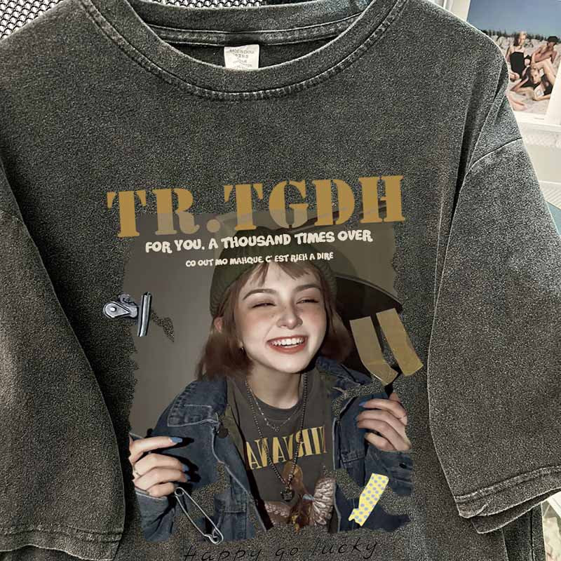 Dame T-shirt med kreativt urban print Stilla