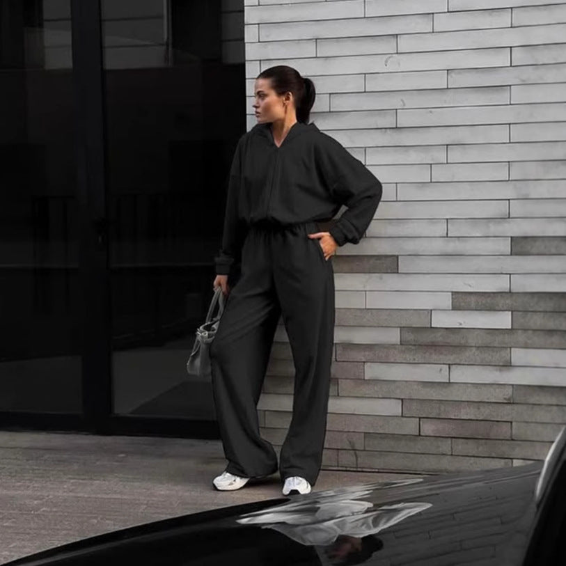 Kvinders hyggelige fleece jumpsuit med hætte og praktiske lommer Skovae