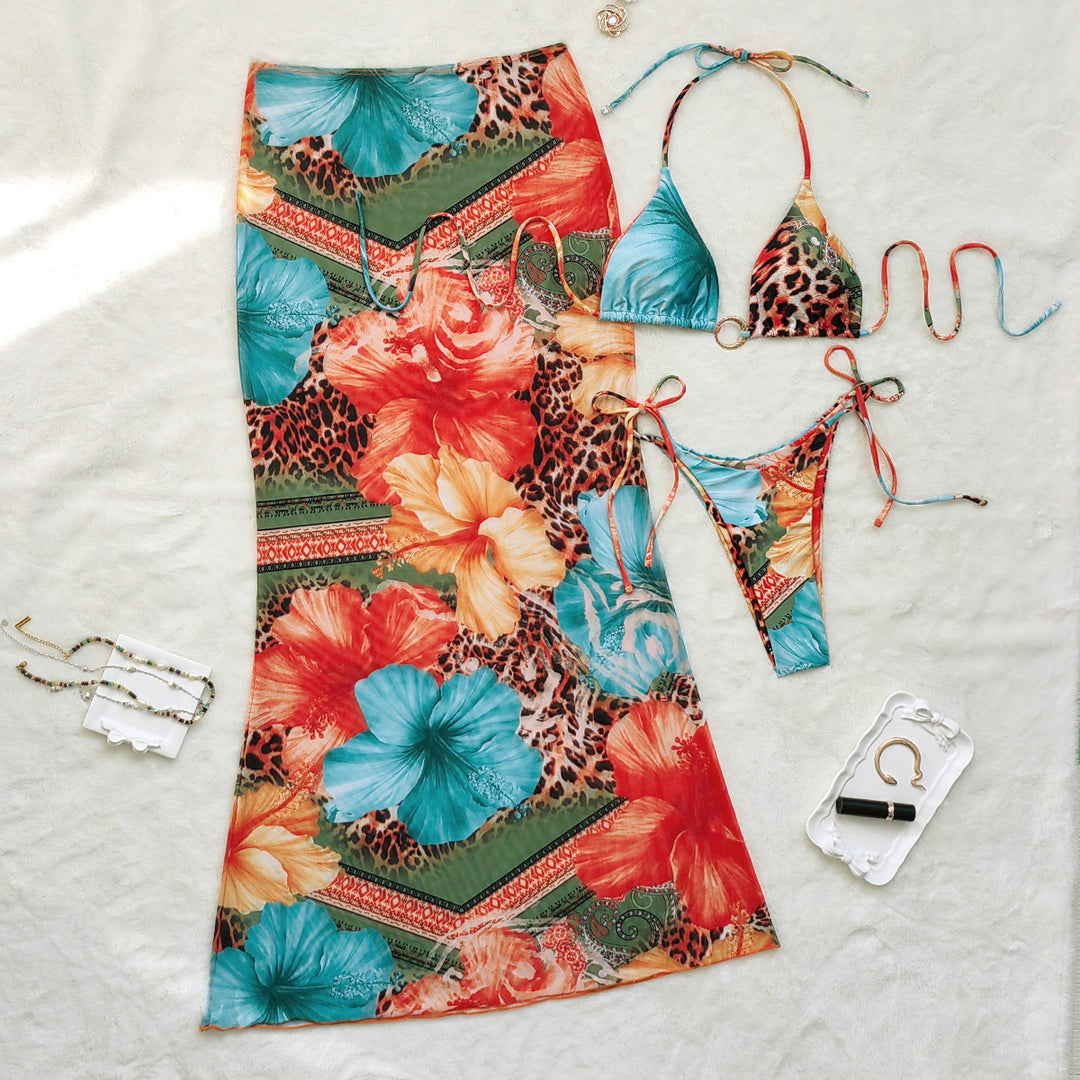 Dame bikini-sæt med blomstret design og forførende detalje Stilla