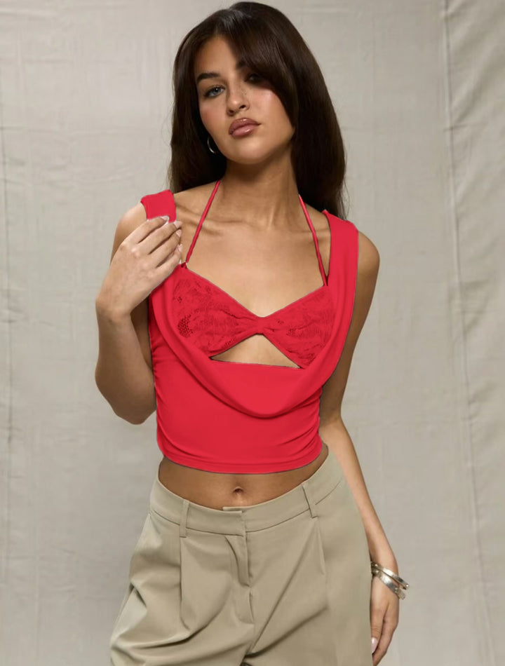 Dame Crop-top med forførende cut-out og delikat spidsindsats Skovae