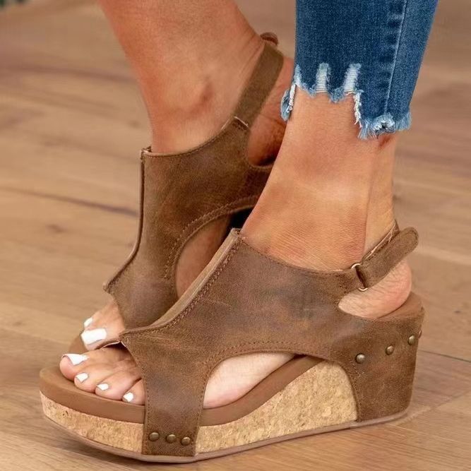 Dame Glitrende Wedge-sandaletter med korksål og moderne metalaccents Stilla