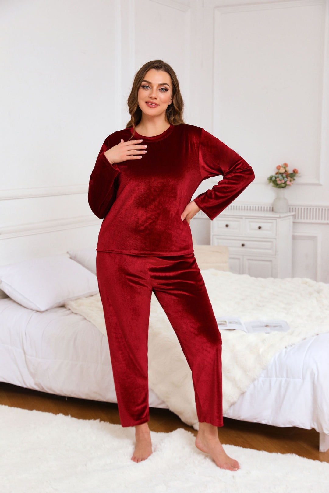 Damepyjamasæt i luksuriøs velour Stilla