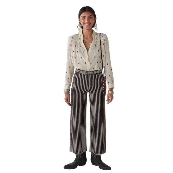 Damebluse med kunstneriske broderier og feminine detaljer Stilla