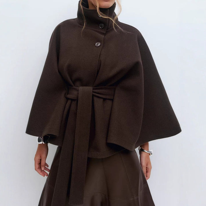 Damernes trendy oversized indpakningsjakke med høj krave og bælte Stilla