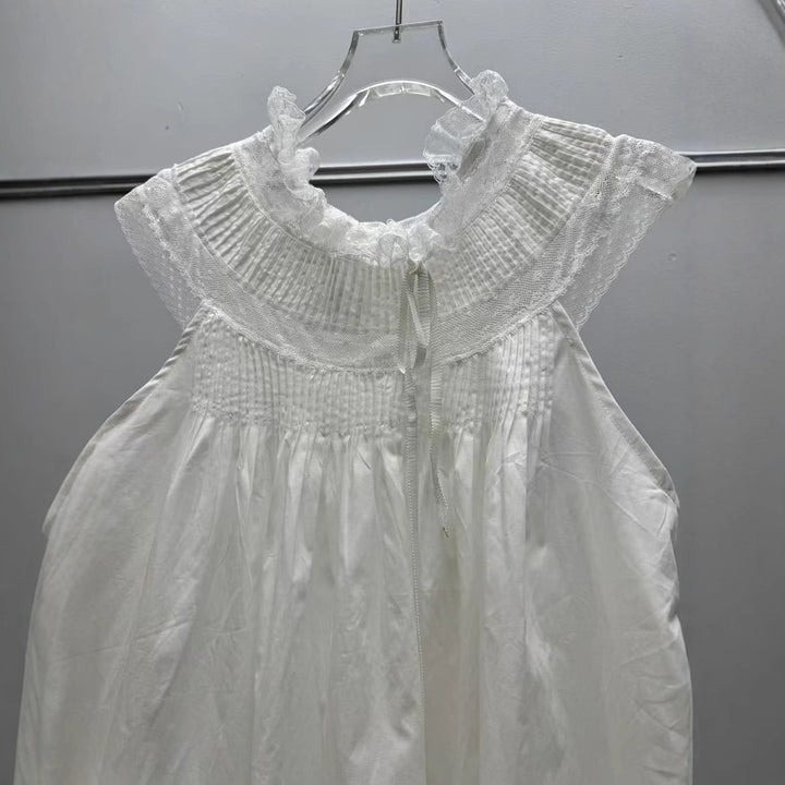 Dame natøj med spids og feminin design Stilla