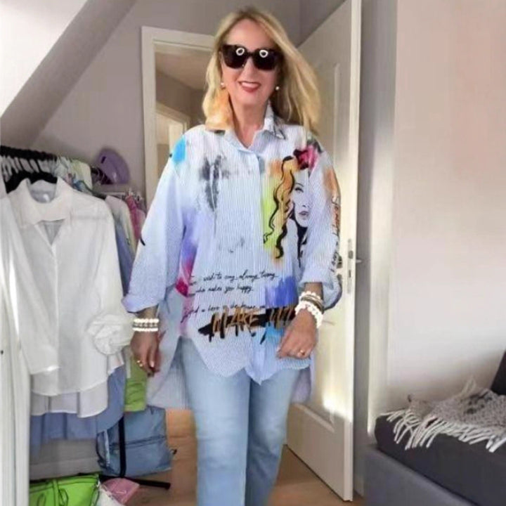 Kvinders kunstnerisk designet oversized bluse med unikt grafisk design Stilla