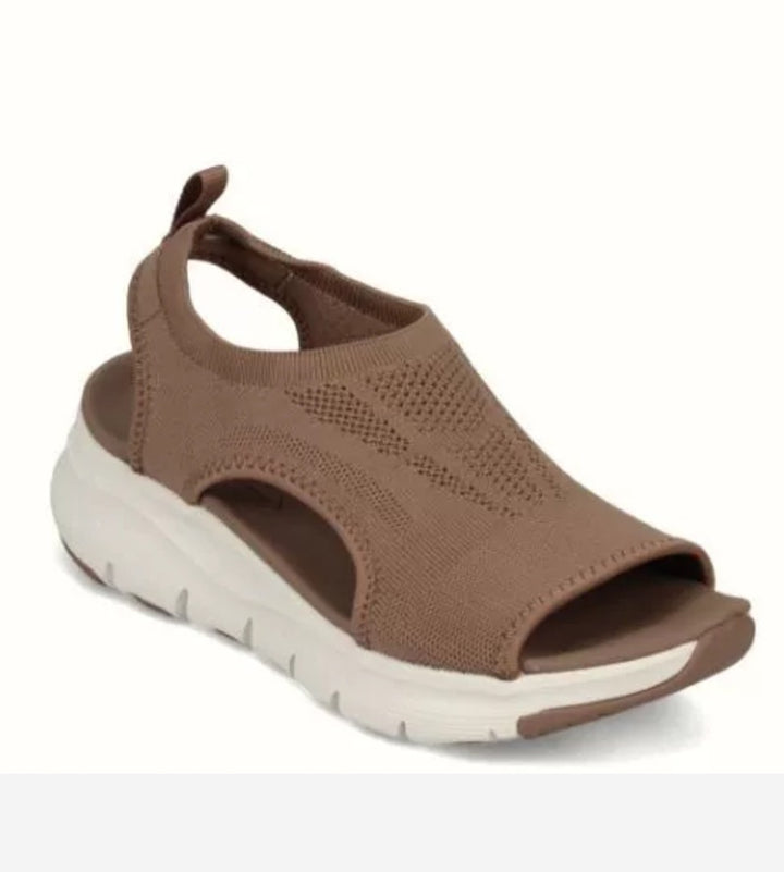 Dame Komfortable Sandaler med åndbart mesh-overdel og blød sål Stilla