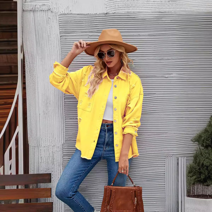 Dame Oversized Denim Jakke med frynset Detaljer og Knaprække Stilla