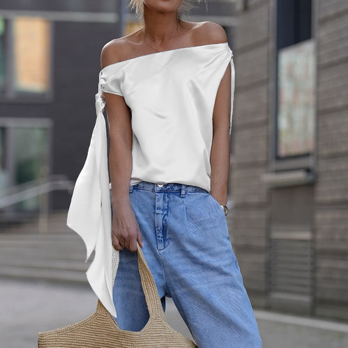 Dame asymmetrisk top med elegant crop-snit Stilla