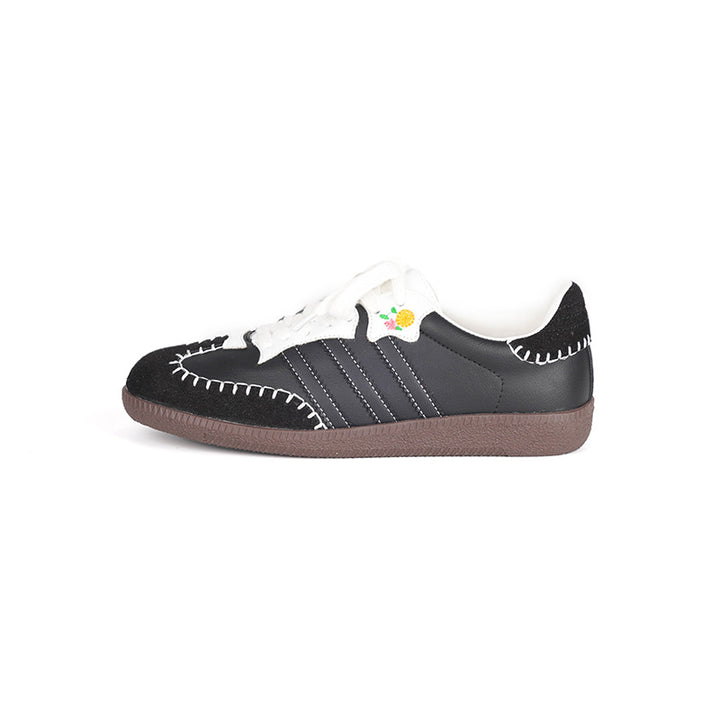 Dame Sneaker med kunstneriske håndbroderier og komfortabel sål Stilla