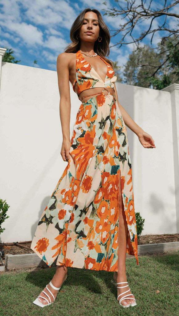Dame maxikjole med trendy cut-out og blomster mønster Stilla