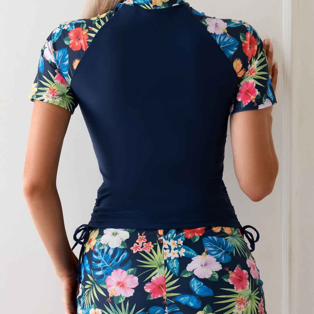 Dame Sporty badetøjssæt med blomstermønster og sidelæg Stilla