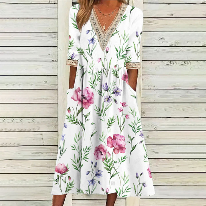 Dame skjortekjole med kunstnerisk blomsterdesign og blondekant Stilla