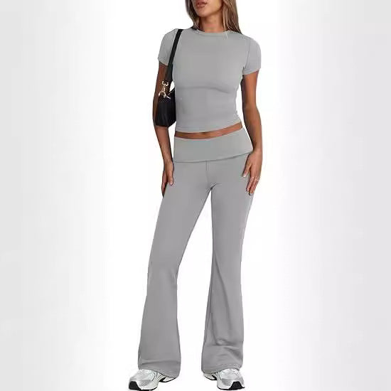 Dame sæt bestående af tætsiddende top og bootcut-bukser Stilla
