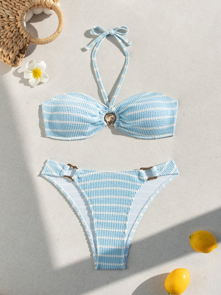 Dame bandeau-bikini med elegant muslingedetalje og sidelukninger Stilla