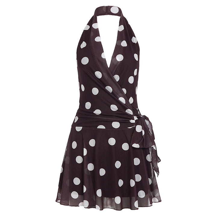 Dame forførende vinkelkjole med polka-dot mønster og raffineret design Skovae