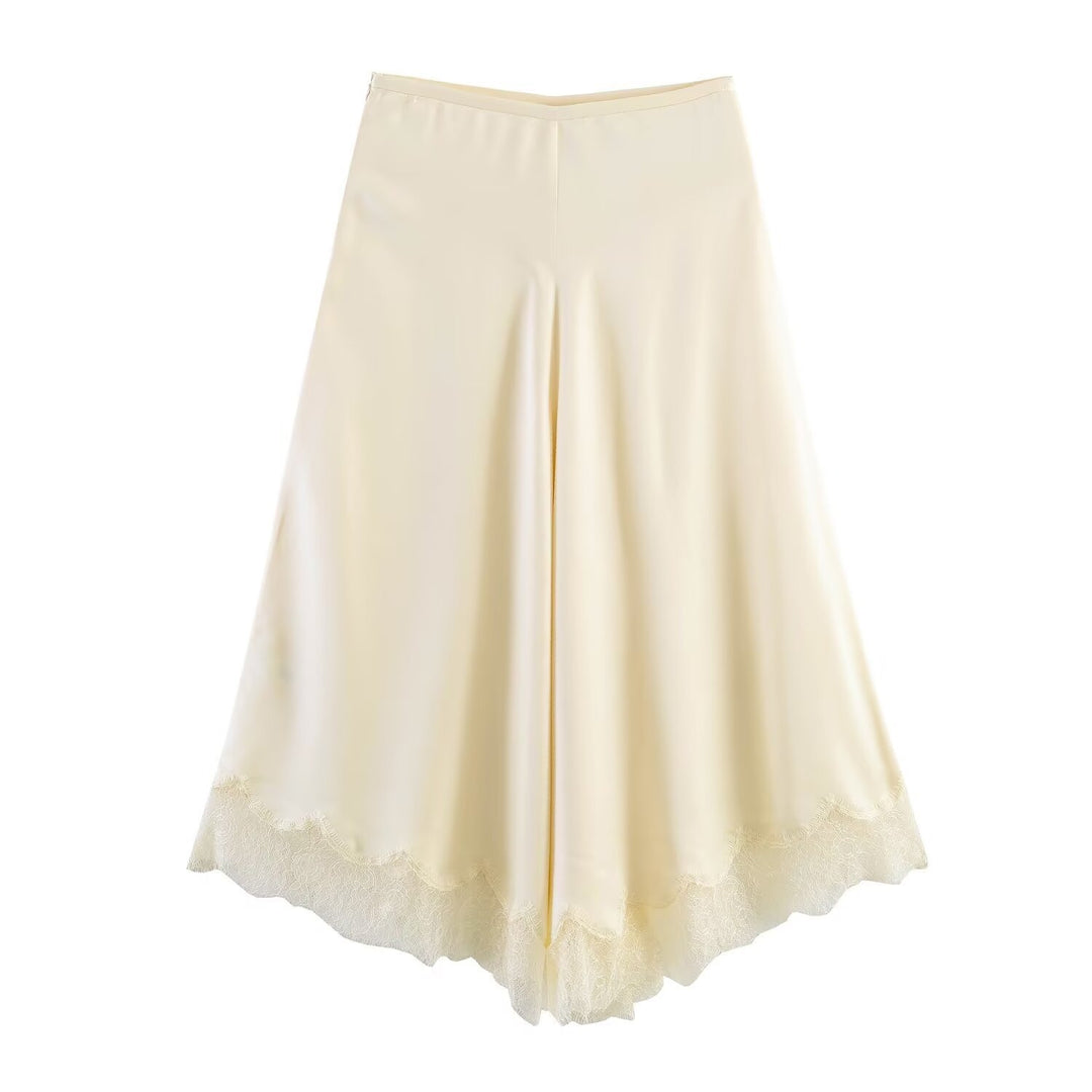 Dame elegant plisseret culotte-nederdel med fine spids-accenter Skovae