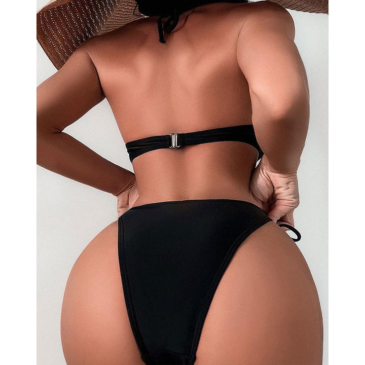 Dame bikini med glitrende musling-detaljer og justerbare stropper Skovae