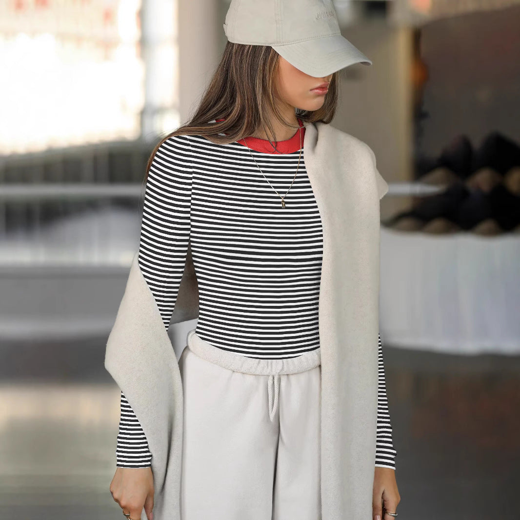 Dame figursyet Langærmet-Crop-Top med iøjnefaldende stribemønster og høj krave Stilla