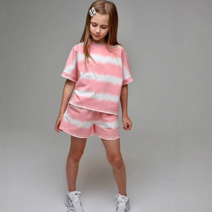 Kvinders casual T-shirt og shorts sæt i moderne tie-dye design