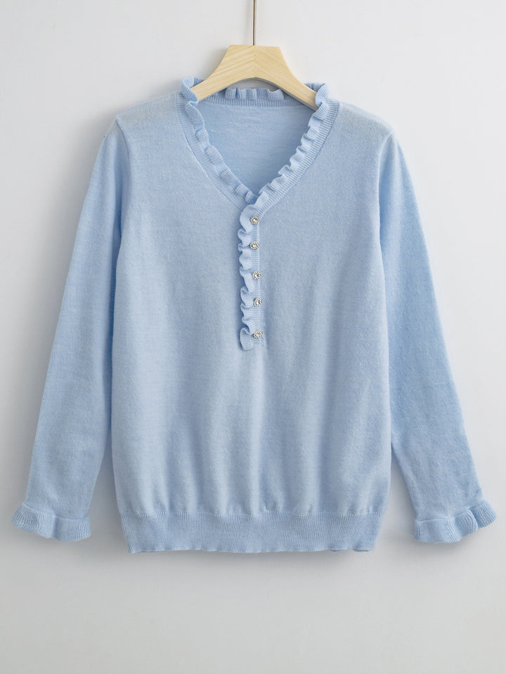 Kvinde bluse med flydende flæse design og knaplukning Stilla