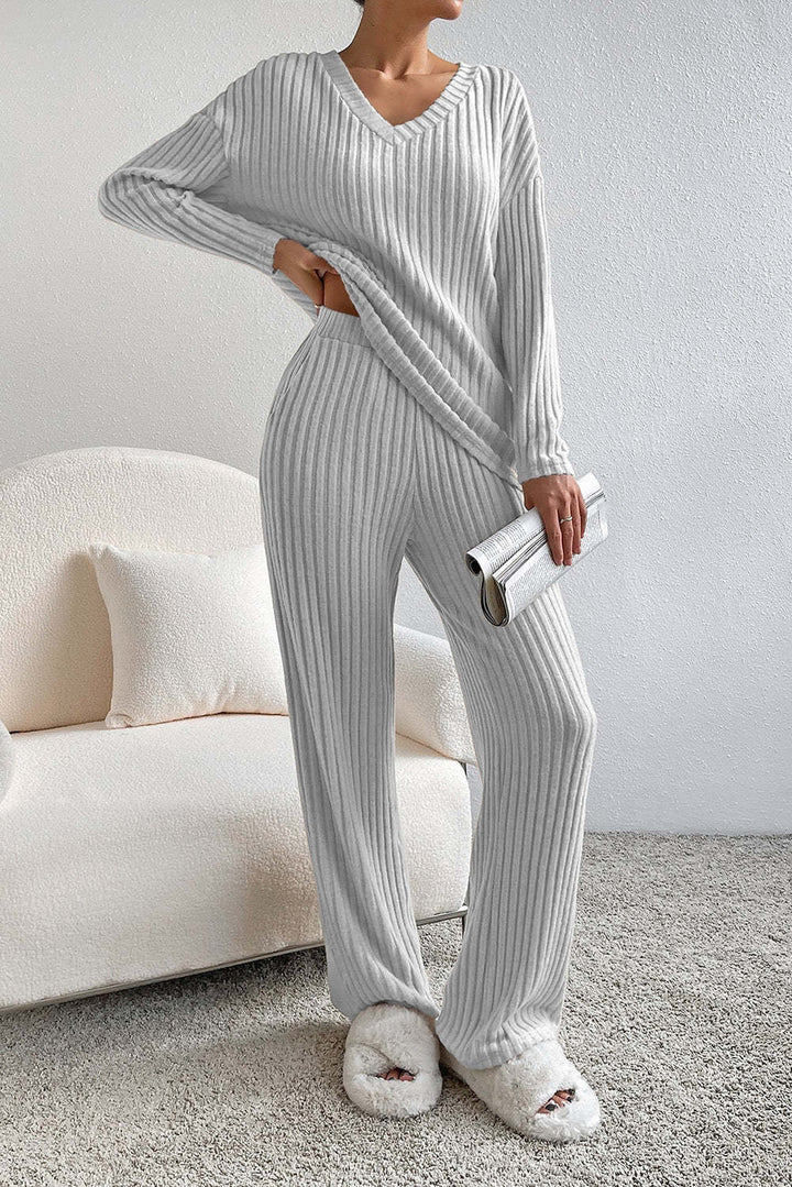 Dame Strik-Loungewear Sæt med Ribstruktur og V-udskæring Stilla