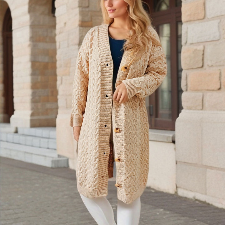 Kvinders cardigan med hele kabelmønster og store knapper Stilla