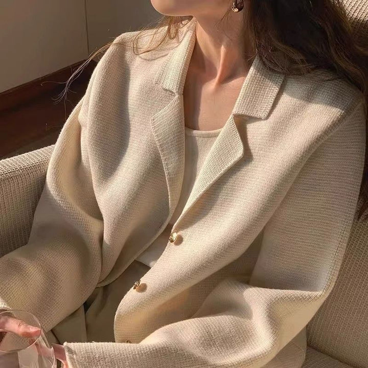 Dame Elegant Boucle Jakke med Gyldne Knapper Stilla