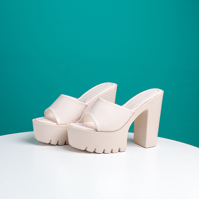Dame komfortable plateau-sandaler med bred remdesign Stilla
