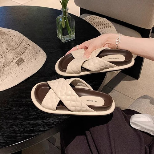 Dame badesko med stilfuldt flettet design og skridsikker sål Stilla