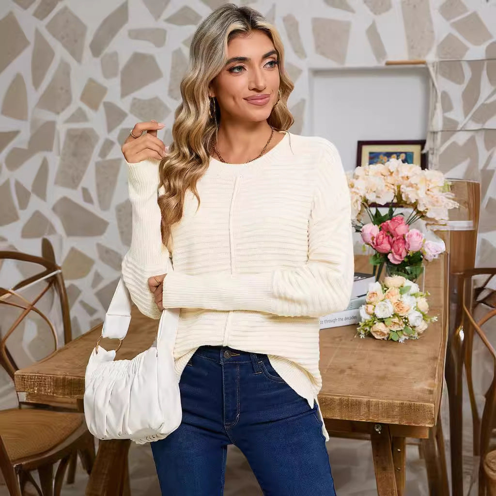 Kvindernes strikkede sweater med fin ribbet struktur og afslappet pasform Stilla