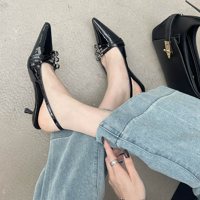 Dame Slingback Pumps med spidse tåområde og glamourøse accenter Stilla