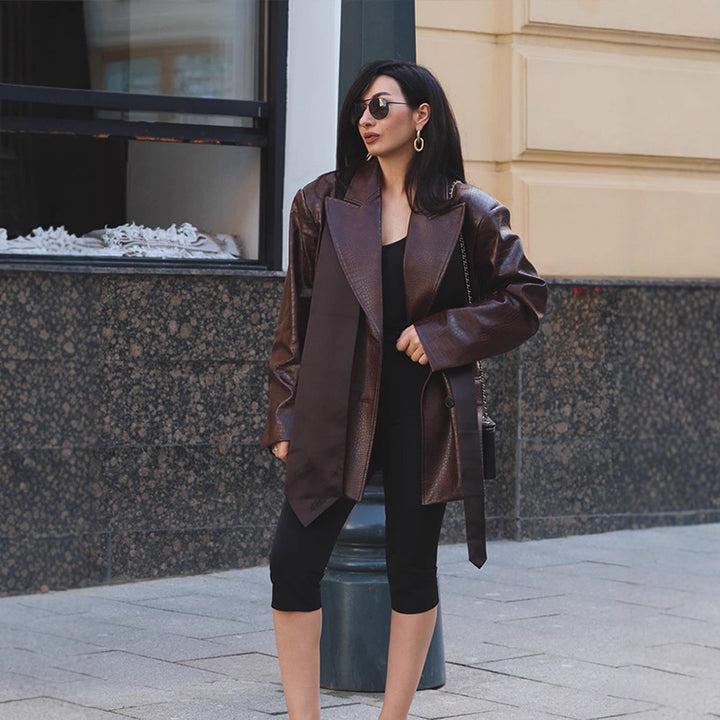 Dame moderner kunstlæder-blazer med krokodille-look Stilla