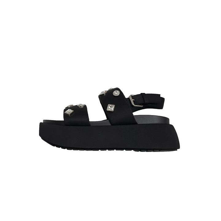 Femme stilfuldt udsmykkede skridsikre sandaler Stilla