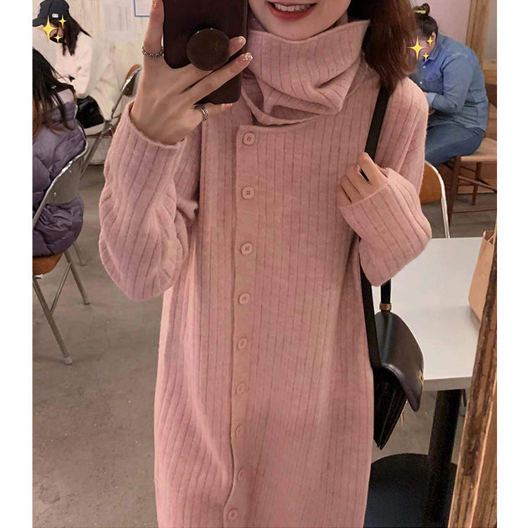 Femme Cozy Rullekrave Knap-Op Midi Kjole Stilla