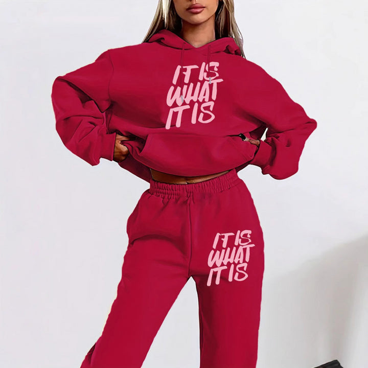 Kvinders leisure hoodie og jogger sæt med inspirerende tekst Skovae