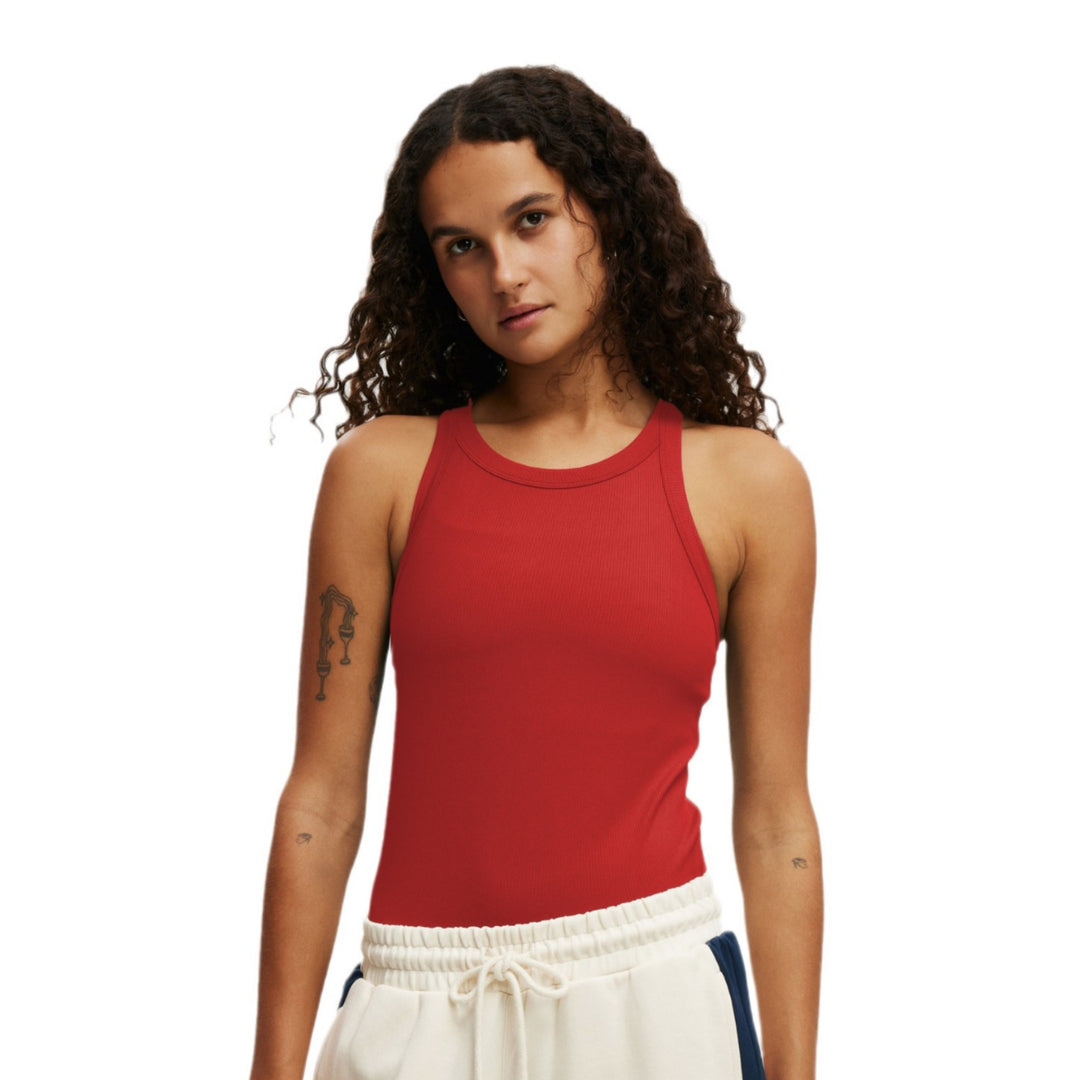 Dame Sporty Tanktop med figursyet snit og åndbar teknologi Stilla