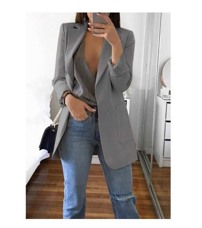 Dame elegant blazer med tætsiddende snit og praktiske lommer Skovae