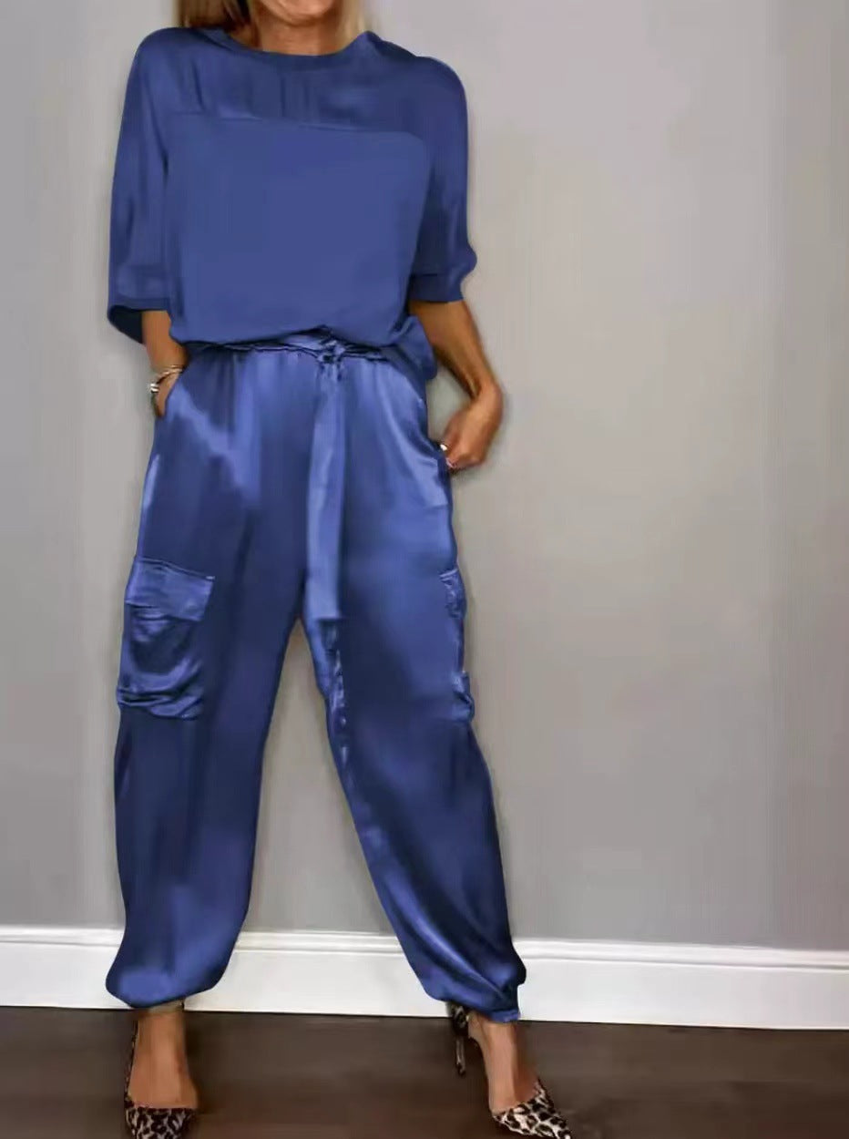 Dame Satin-Loungewear-Sæt med praktiske cargo-lommer og elastisk bukseelastik Stilla