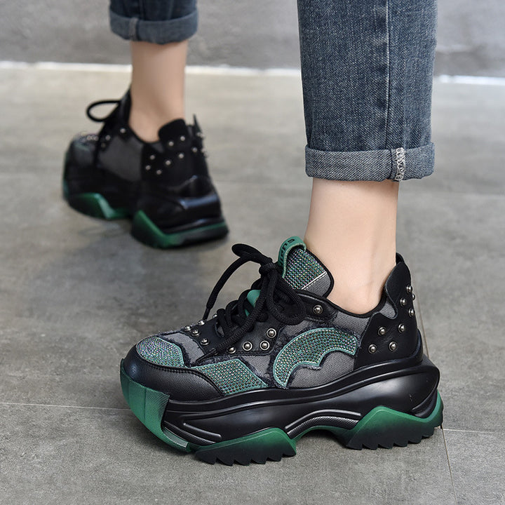 Dame Chunky Sneakers med eksklusivt strop-design og glitrende accenter Stilla