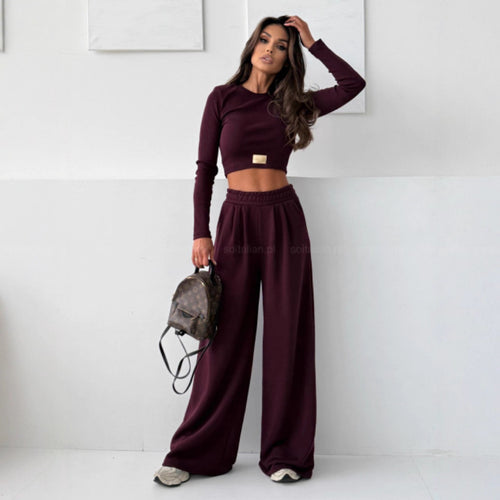 Dame Komfortabel Sæt lavet af cropped top og brede joggers Stilla