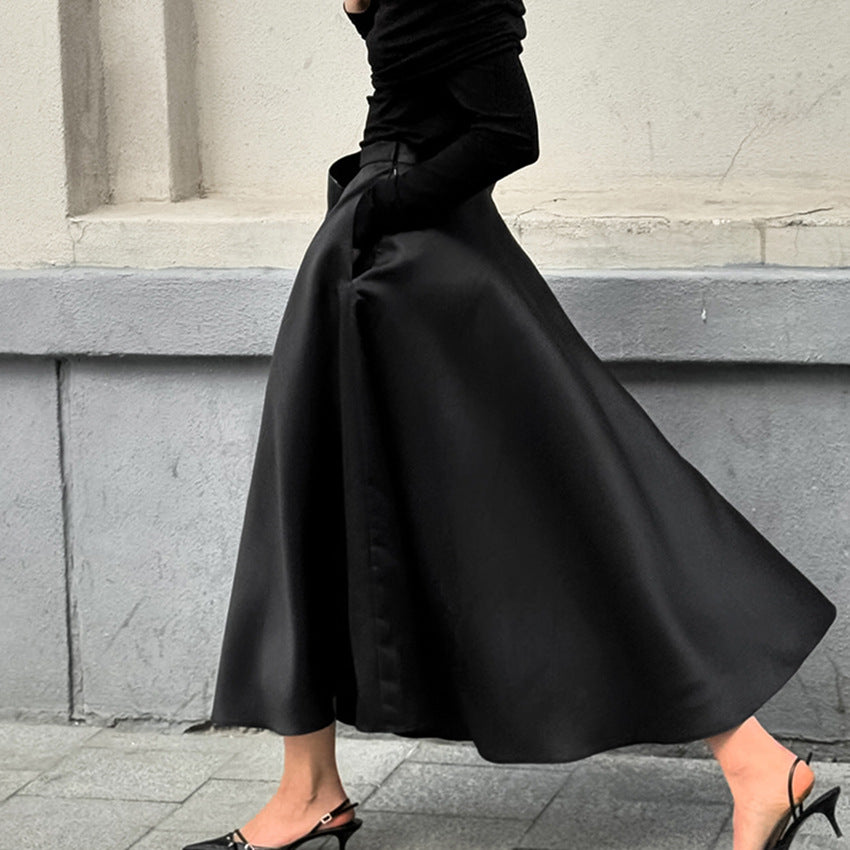 Dame top med off-shoulder design og elegant rynkning Stilla