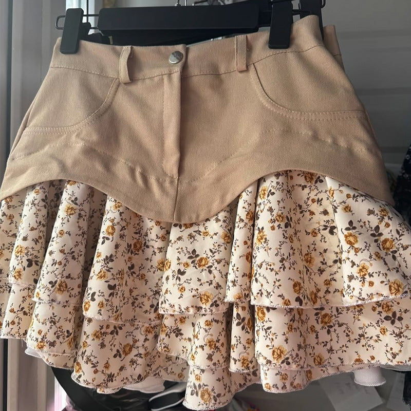 Dame Mini skirt med flæsedetalje og afslappet denim-top Stilla