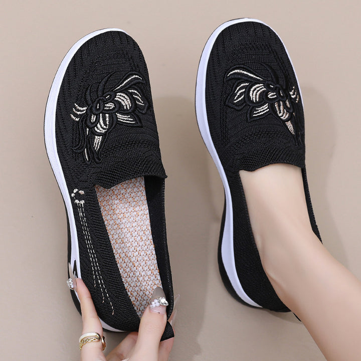 Dame Komfortable Slip-On Sneakers med floral broderi Stilla